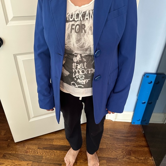 Kenzie Blazer - Picture 2 of 2